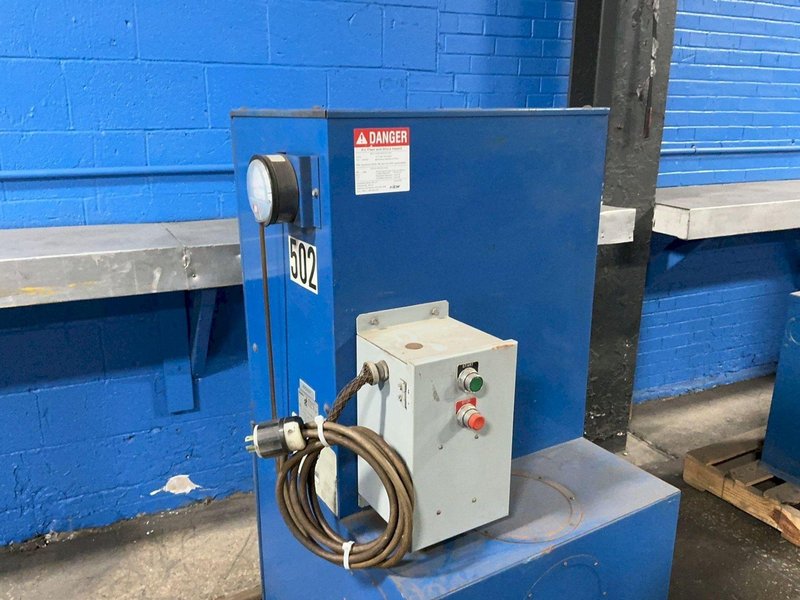 DONALDSON TORIT 1 HP DUST COLLECTOR   -  VS550