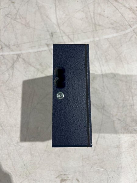 SCHMERSAL AZM 415-33ZPDKA-M20 SAFETY INTERLOCK SWITCH USED