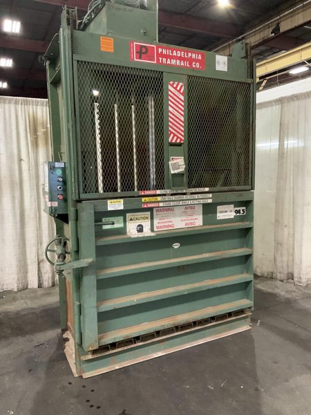 PHILADELPHA TRAMRAIL MODEL 2300 HD VERTICAL BALER: STOCK #81525