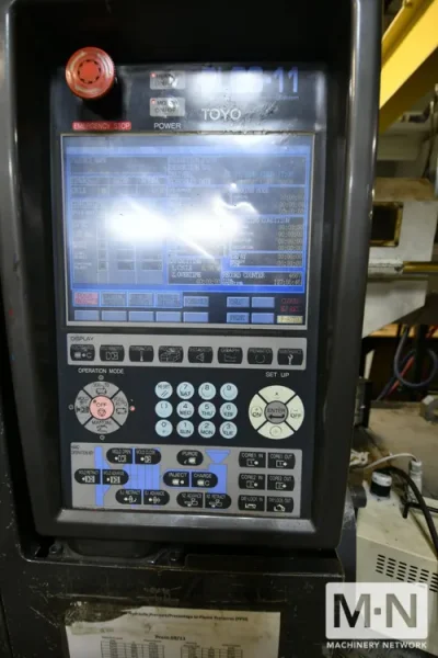 500 TON 80 OZ TOYO MODEL TM-500H2 INJECTION MOLDING MACHINE MFG 2006 (2) AVAILABLE