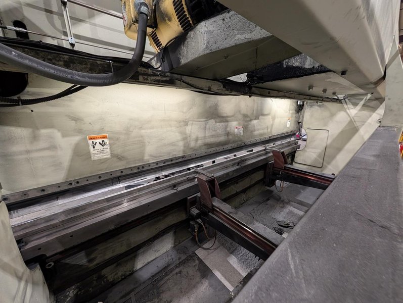 500 Ton x 20′ Accurpress 450020 CNC Press Brake, 2018 – Accel Package, 6 Axis Backgauge