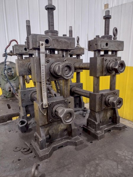 2 STAND x 2&quot; YODER UNIVERSAL DRIVE ROLLFORMER: STOCK #23430