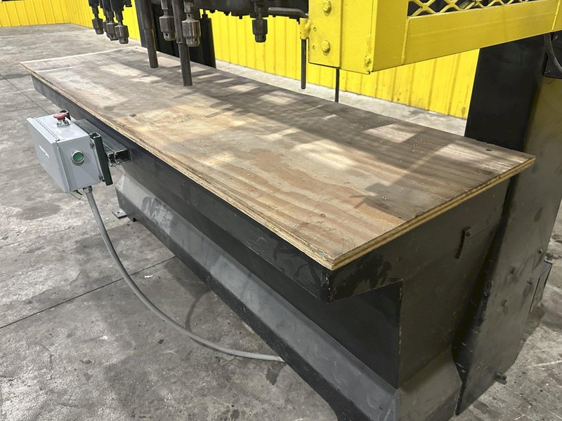 8 SPINDLE X 24&quot; X 86&quot; CEMCO MULTI-HEAD GANG DRILL &amp; BORING MACHINE: STOCK #22927