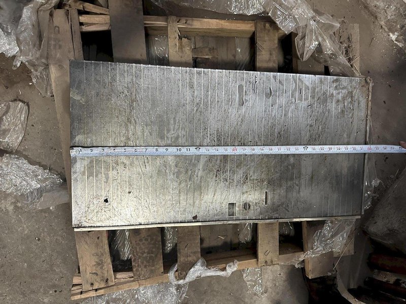 16&quot; X 32&quot; CHEVALIER MODEL ELC-40800 MAGNETIC CHUCK FOR SURFACE GRINDER: STOCK #22302