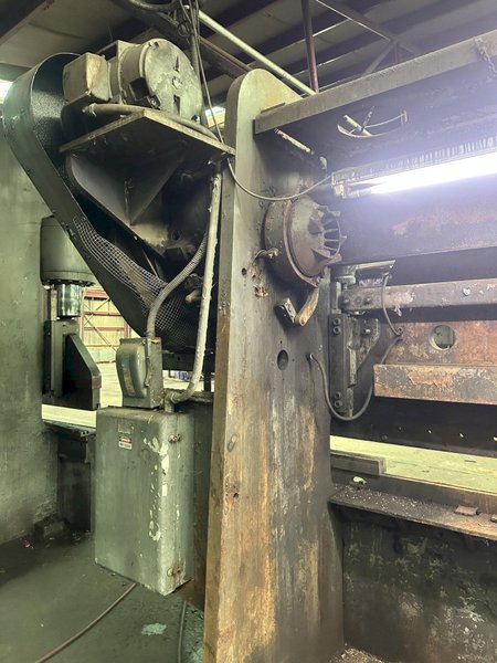 225 TON X 12' CINCINNATI MODEL #9 MECHANICAL PRESS BRAKE: STOCK #22781