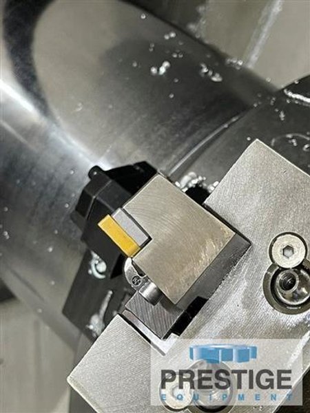 Lathes CNC Three Axis Or More