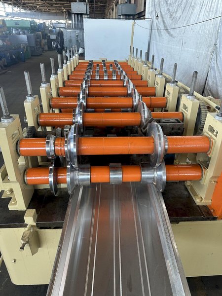 10 STAND X 3.5&quot; ARBOR X 42&quot; BRADBURY RAFTED STANDING SEAM 360/ STANDING SEAM PANEL II ROLLFORMER: STOCK #16967