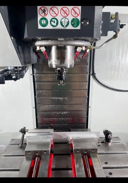 Haas VF-2 VMC, 2022 – WIPS, Rigid Tapping, Chip Auger