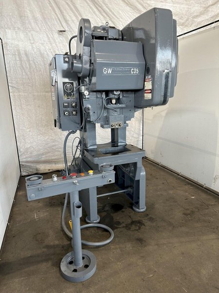 35 TON BLISS C-35 OBI PRESS. STOCK # 0327926