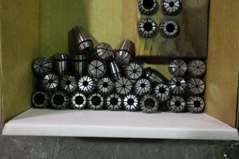 Collet Holders, 1" Diameter Shank with Flex Collets- Auction Item