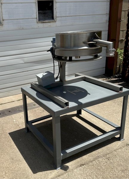 18" 3490 RPM Uras Vibrating Screener