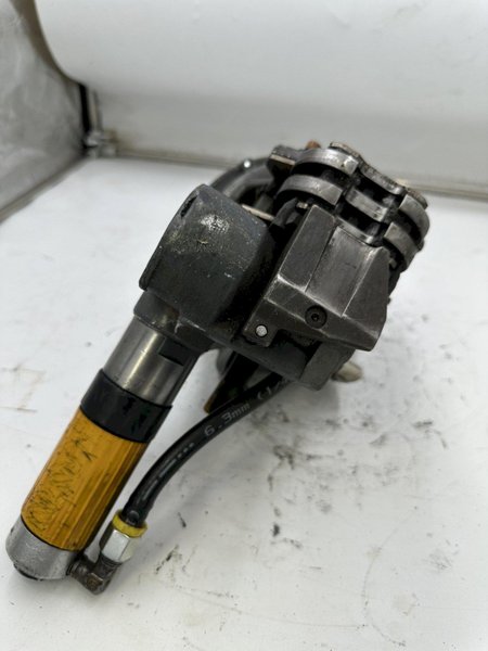 3/4" FROMM MODEL #A482 PNEUMATIC STRAPPING TOOL WITH TENSIONER: YOBRO #26177