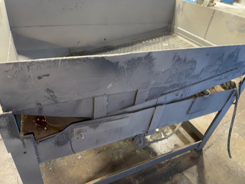 40" X 30" X 12" SIFTER