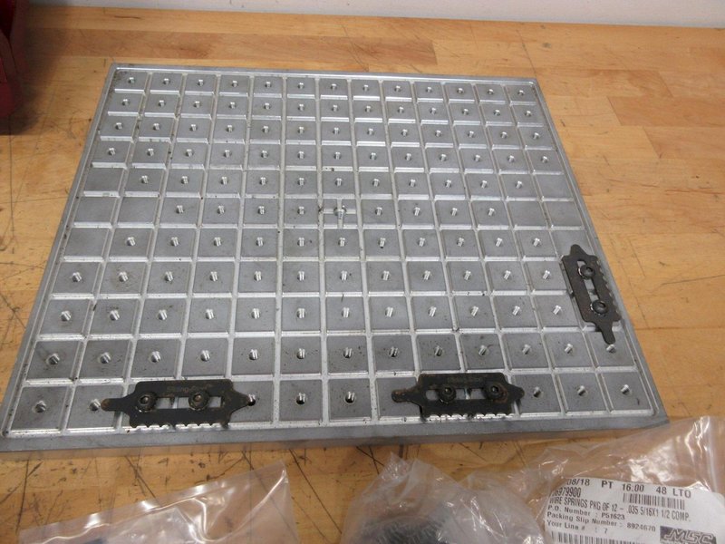 Mitee-Bite Vacmagic VM300, 300mm Vacuum Base Plate with 12" x 14" Quick Change Aluminum Top Plate and Fittings, Accessories- Auction Item