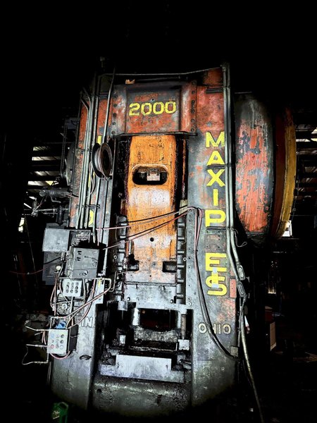 2000 Ton, NATIONAL MAXIPRESS