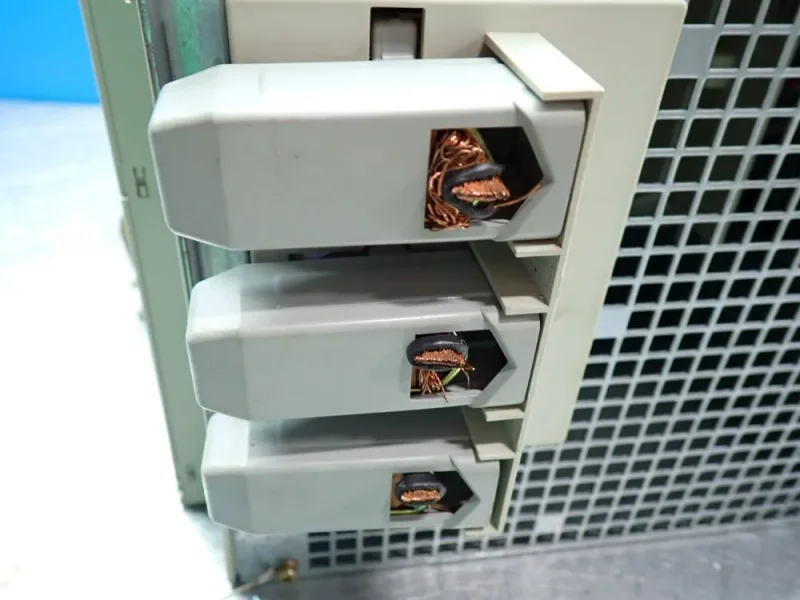 SIEMENS SIMODRIVE 611 POWER MODULE  -  6SN1123-1AA01-0FA1