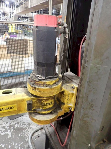 FANUC M-400 ROBOT W/ R-J CONTROL: YOBRO #24269