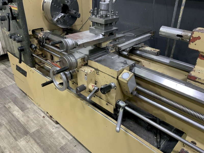 16.5" X 44" BRIDGEPORT ROMI MODEL 16-8 GEARED HEAD ENGINE LATHE: STOCK #81367