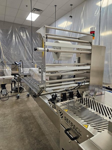 Reepack ReeFlow 50 Flow Stainless Steel Wrap Machine, 2021 – Right Hand Version, 2-Up