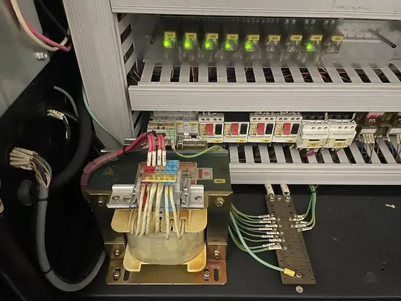 2012 DOOSAN LYNX 300 | Lathes, CNC (3-Axis or More)