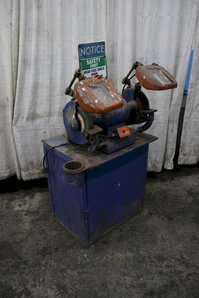8" BENCH GRINDER: STOCK #76231
