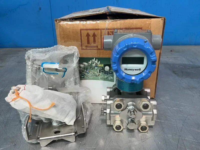 Honeywell 50 Psi Smartline Pressure Transmitter  -  Std810-e1hn6as-1-a-chc-11s-a-2a06-00-0000