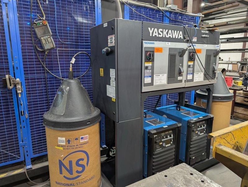 Yaskawa Motoman ArcWorld System 6200-750 Robotic Welding Cell, 2022 – 2 AR1440 Robots, Miller Power Source, Wire Feeder