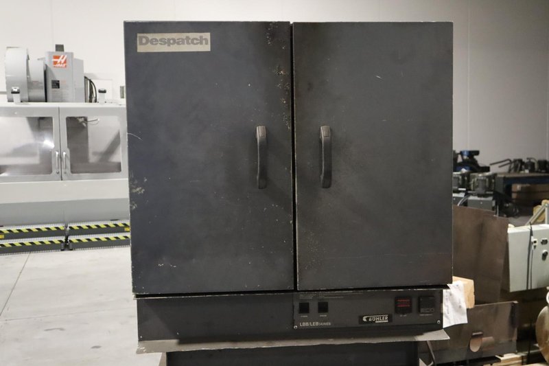Despatch Laboratory Heater 34G6 LBB/LEB Series 400F/204C On Heavy Duty Portable Base- Auction Item