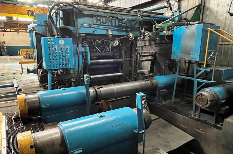 9 ” (228 mm) X 22” (559 mm) X 40” (1016 mm) HUNTER 4 HIGH ROLLING MILL (14533)