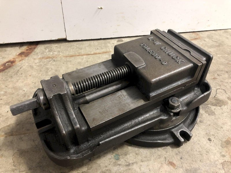 6&quot; L-W CHUCK TOLEDO VISE WITH SWIVEL BASE: STOCK 17548