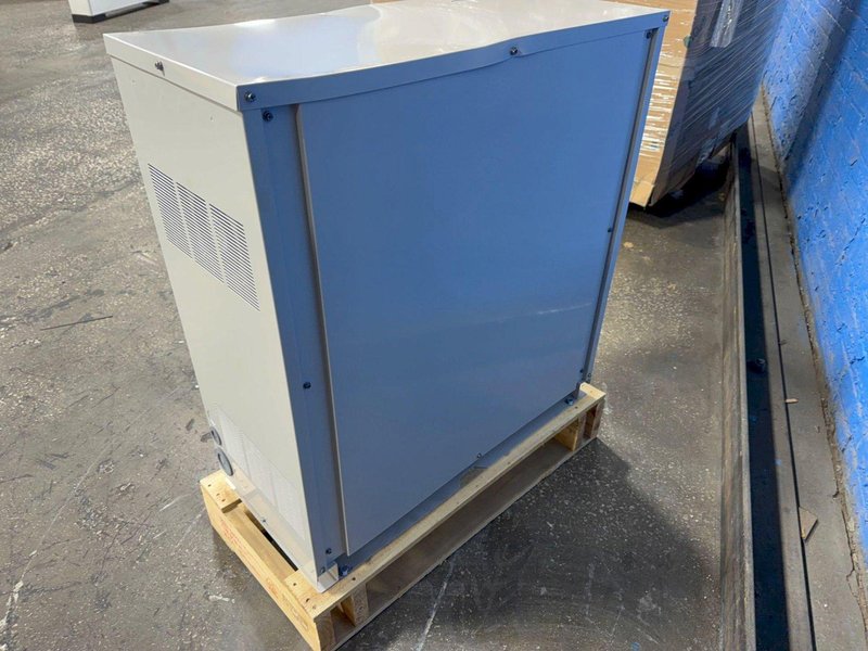 SAMSUNG 38000/42000 BTU MULTI SPLIT SYSTEM/HEAT PUMP  -  AM038KXWCH