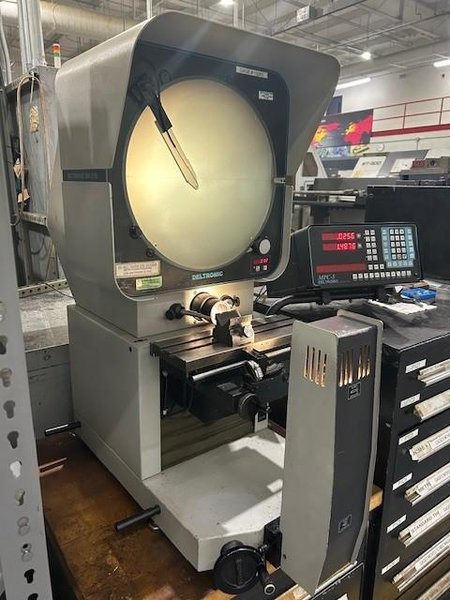 16" Deltronic Model DH216 Bench Top Optical Comparator, S/N 398025720.