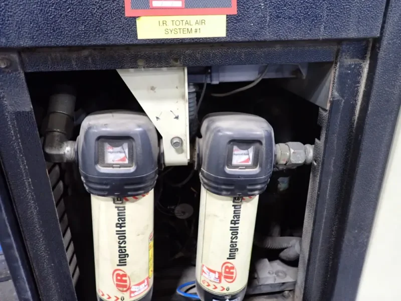 INGERSOLL-RAND AIR COMPRESSOR  -  IRN-20-25 HV FTU