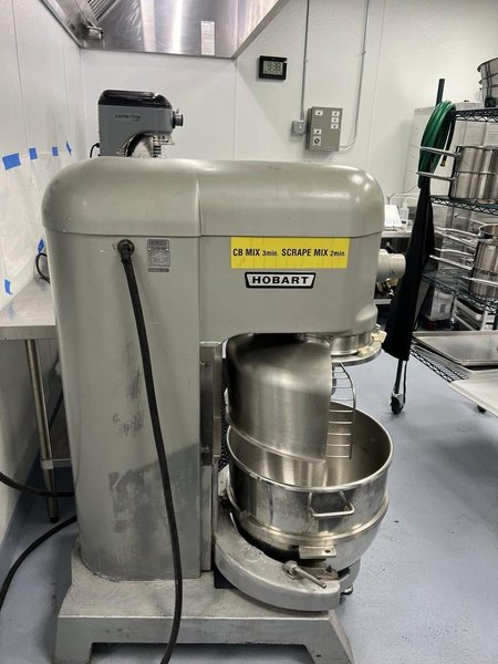 80 Quart Hobart L-800 Mixer