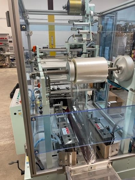 Chie Mei PM-800C Automatic Overwrapping Machine, 2016 – CE-Certified, Excellent Condition