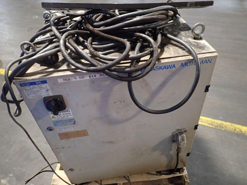 MOTOMAN / YASKAWA ELECTRIC 2.0KVA ROBOT  -  MH6