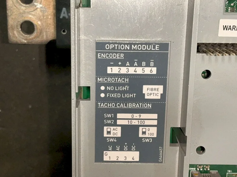 PARKER DC MOTOR SPEED CONTROLLER  -  590P-53327031-P00-U4V0