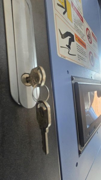 Doosan DVF 6500 5-Axis VMC, 2022 – 1000 PSI, Spindle Probe