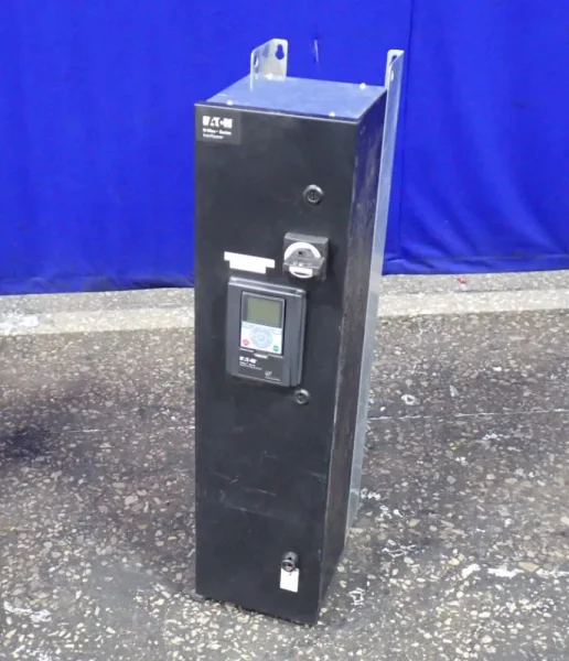EATON 15 HP (VFD) VARIABLE FREQUENCY DRIVE  -  HMX02134NA