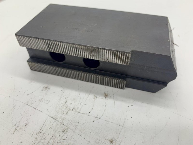 (1) SCHUNK KM-WBL 103 SERRATED SOFT TOP ANGLED JAW: STOCK #15489