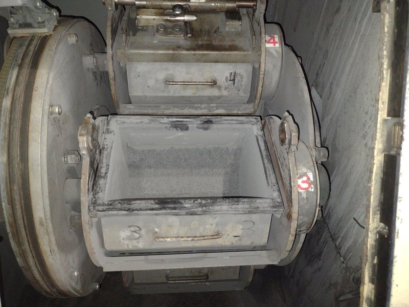 SINTOBRATOR MODEL #EC-2-033 CAROUSEL TYPE TUMBLING FINISHER: STOCK #18783