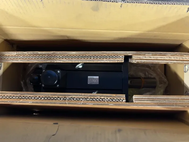 Yaskawa Electric 7500 W Ac Servo Motor  - Sgmg-75a2ab