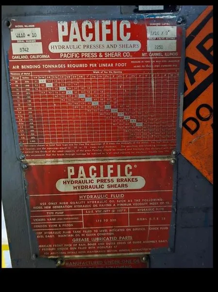 110 TON X 10&#039; PACIFIC HYDRAULIC PRESS BRAKE