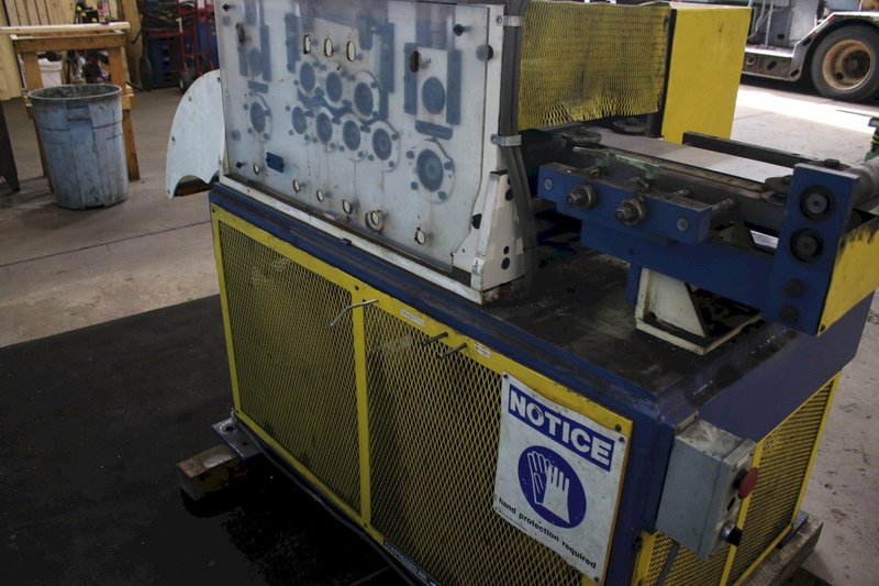 CD &amp; F STRAIGHTENER/LEVELER: STOCK #76442