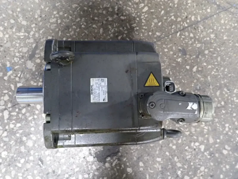 SIEMENS 5000 RPM SERVO MOTOR  -  1FK7103-2AF71-1BG1