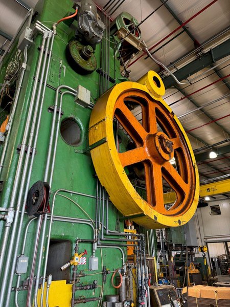 4000 TON BLISS NO. 33 KNUCKLE JOINT PRESS. STOCK # 0682824