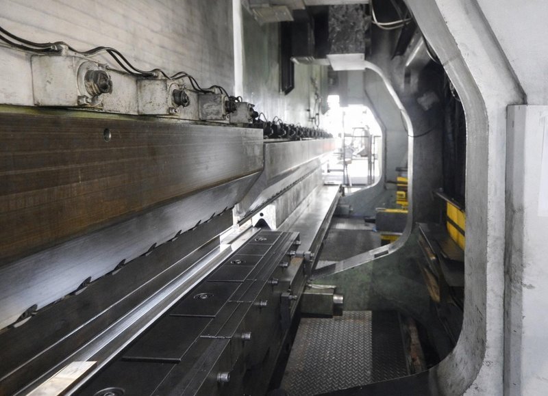 GWF - Heavy Duty - 4000 ton x 16 200 mm CNC