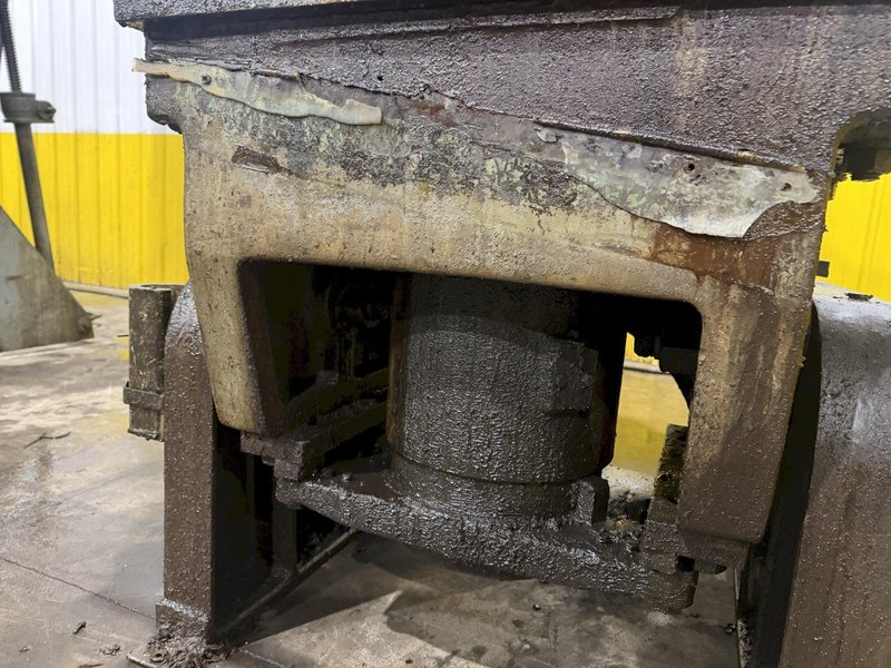 60 TON BLISS MODEL #C60 OBI PRESS 4" STROKE: YOBRO #24271