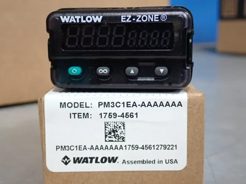 WATLOW BOX OF TEMP CONTROLLER   -  PM3C1EA-AAAAAAA