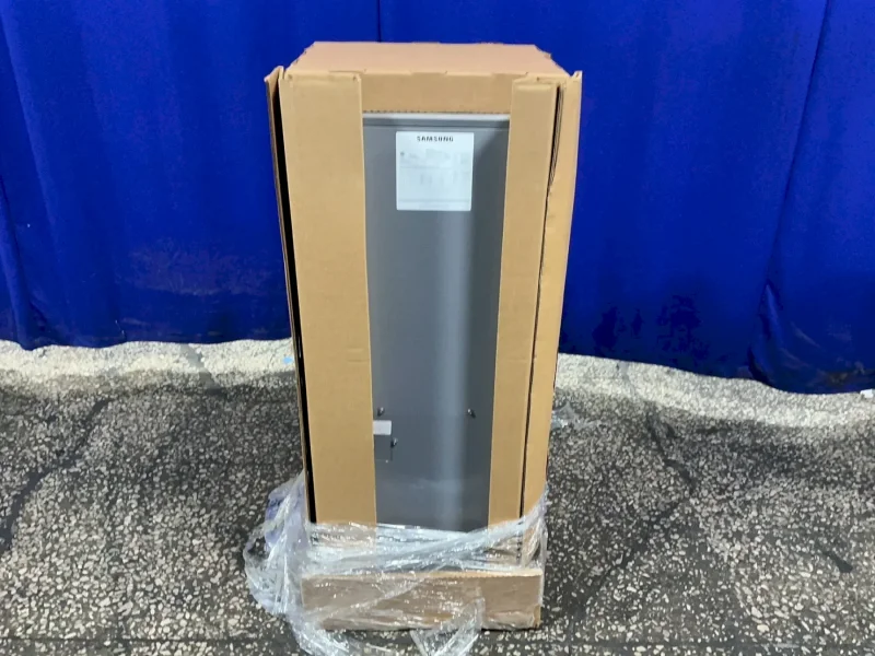 SAMSUNG AIR CONDITIONER  -  AM036TNZDCH/AA